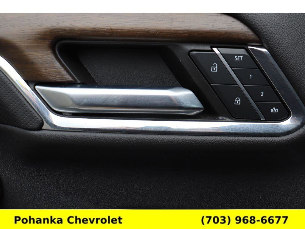 Used 2024 Chevrolet Silverado 2500 High Country w/ Technology Package AWD/4WD image 17