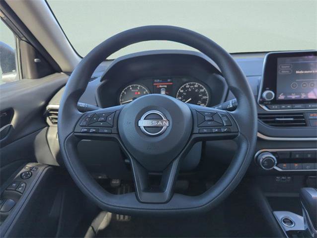 Certified 2025 Nissan Altima 2.5 S image 14