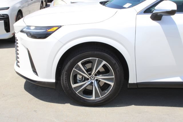 Certified 2024 Lexus RX 350 FWD w/ Technology Package image 4