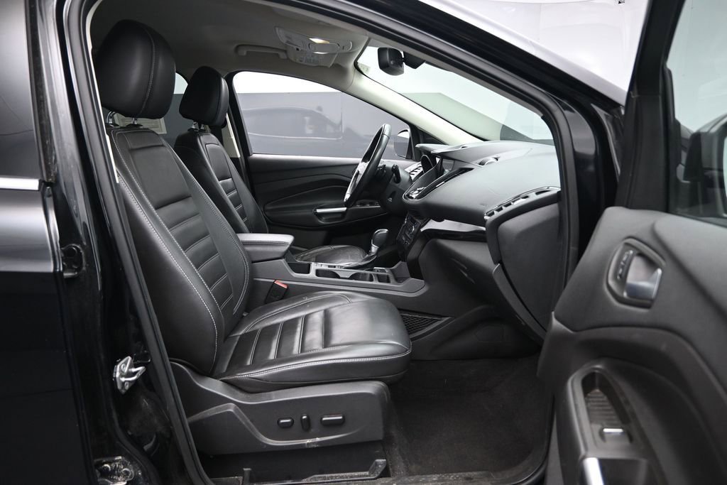 Used 2017 Ford Escape Titanium FWD image 26