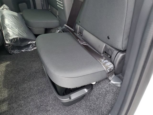 New 2026 Nissan Frontier S w/ Tow Package AWD/4WD image 18