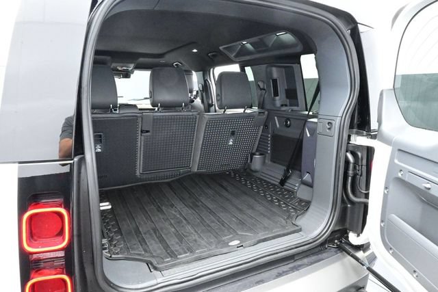Used 2021 Land Rover Defender 110 X-Dynamic HSE AWD/4WD image 13