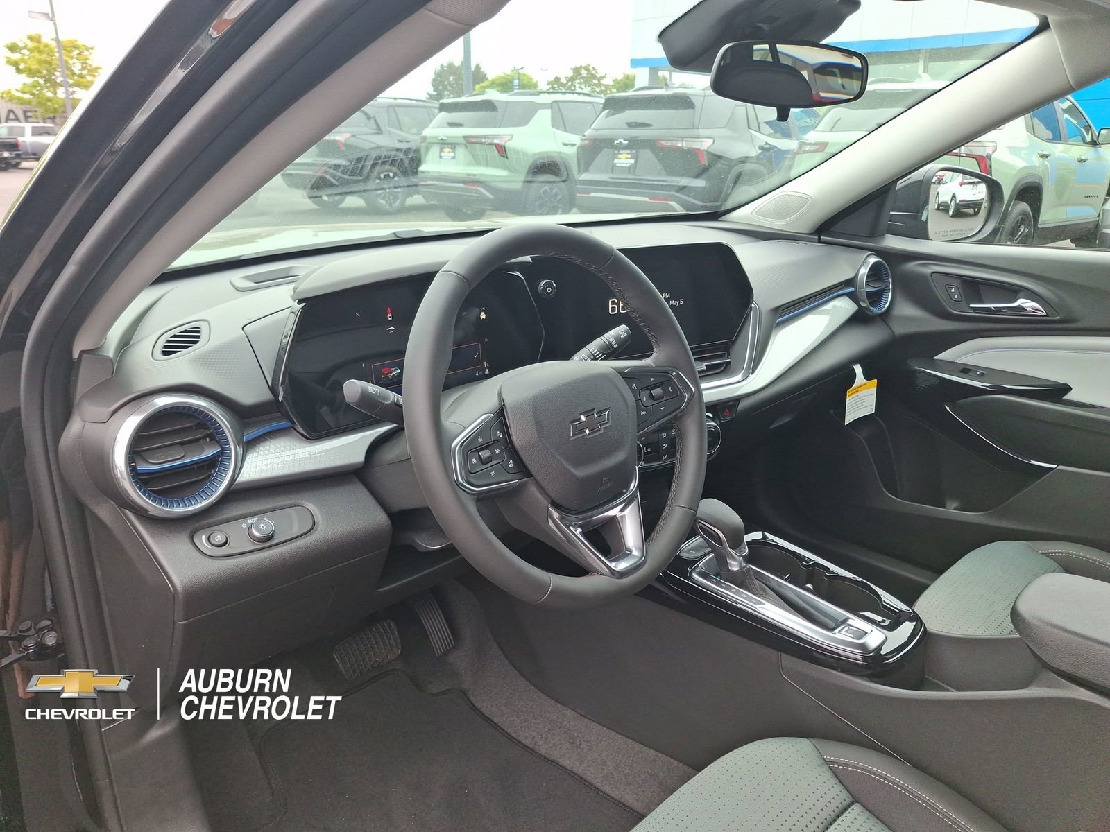 New 2026 Chevrolet Trax LT w/ Driver Confidence Package FWD image 18