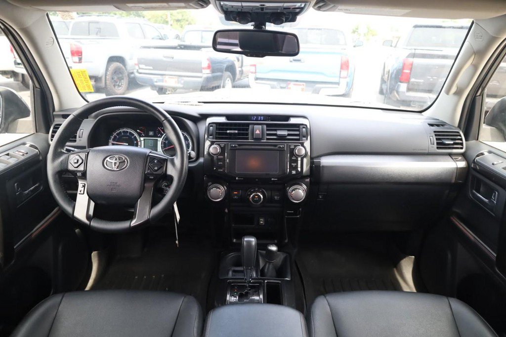 Used 2015 Toyota 4Runner Trail Premium AWD/4WD image 6