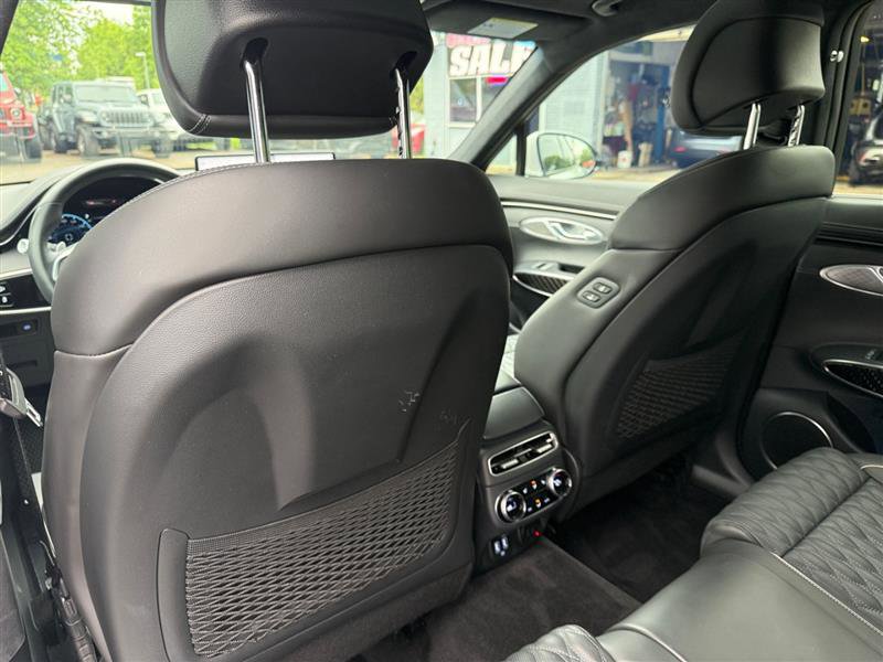Used 2024 Genesis GV70 3.5T Sport w/ Sport Prestige Package AWD/4WD image 40