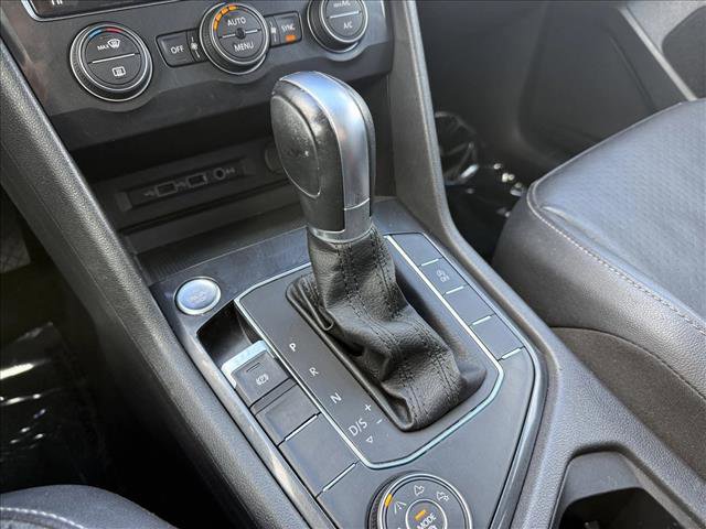 Used 2019 Volkswagen Tiguan SE image 16