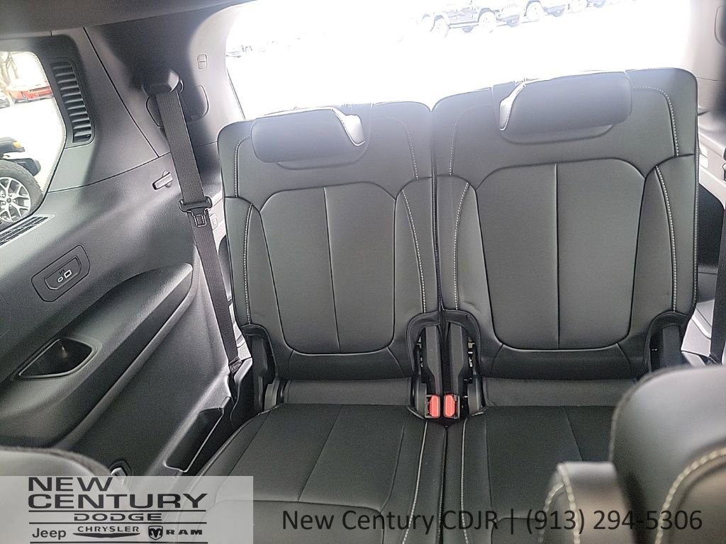 Used 2025 Jeep Grand Cherokee L Limited AWD/4WD image 19