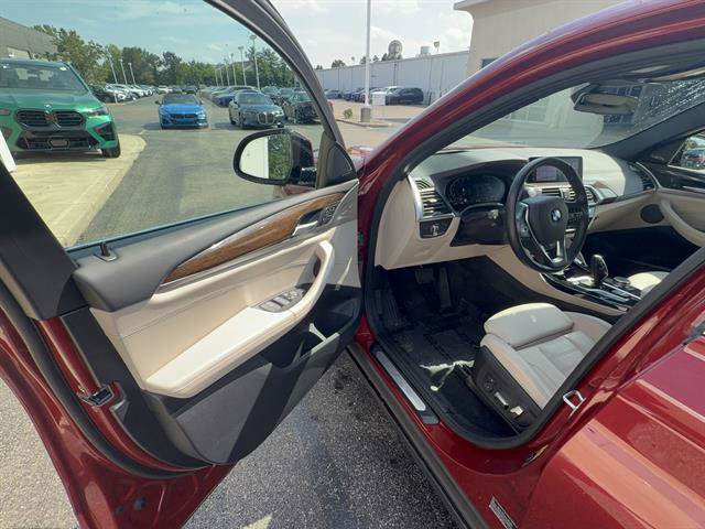 Used 2021 BMW X4 xDrive30i w/ Executive Package AWD/4WD image 7