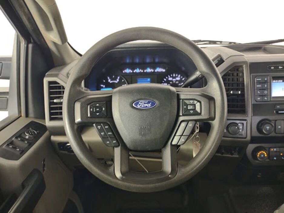 Used 2022 Ford F250 XL w/ Power Equipment Group AWD/4WD image 14