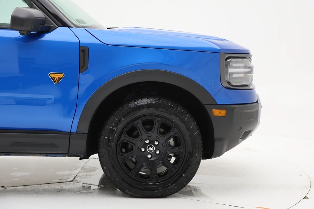 Used 2025 Ford Bronco Sport Badlands AWD/4WD image 4