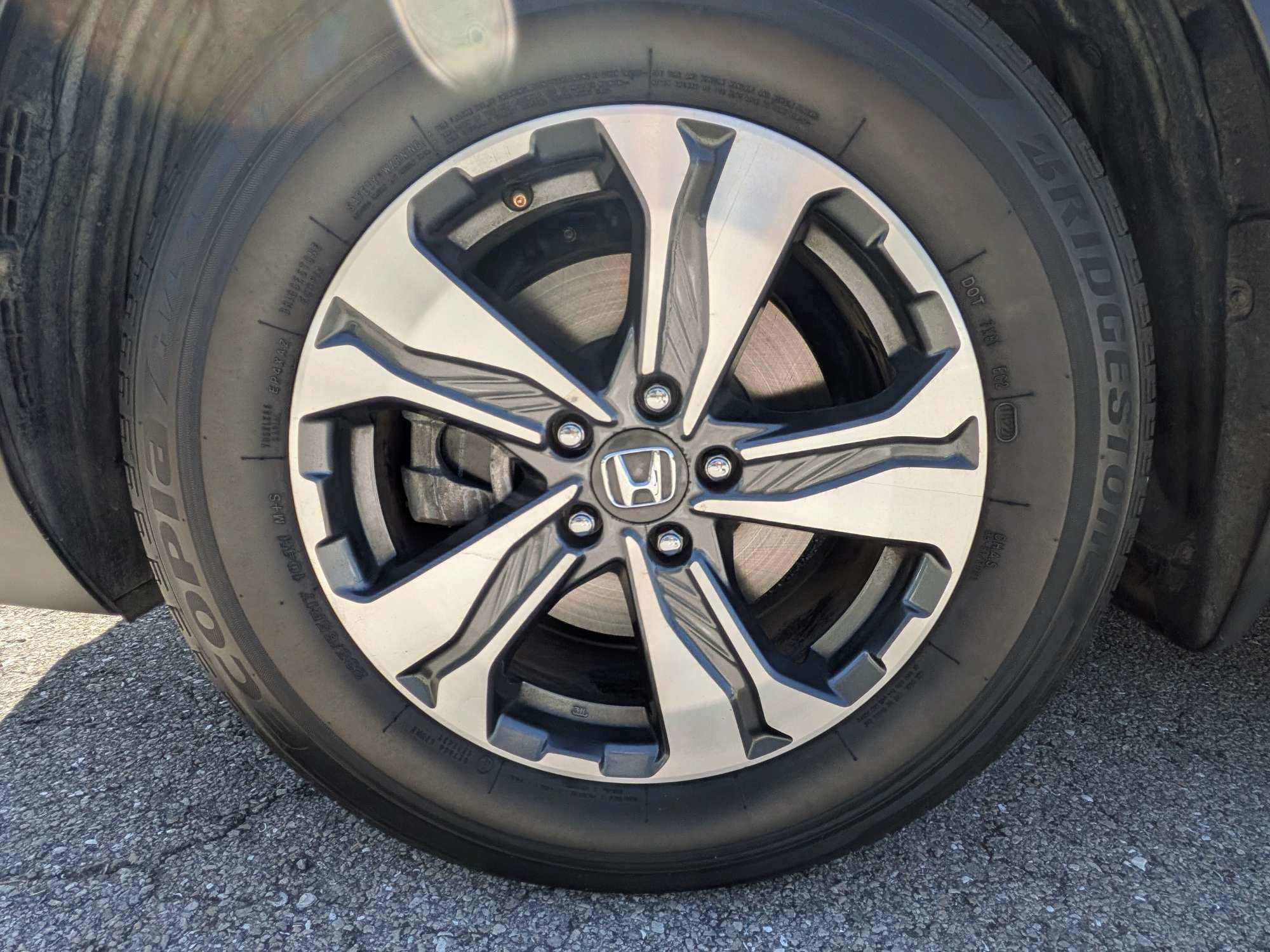 Used 2018 Honda CR-V LX image 11