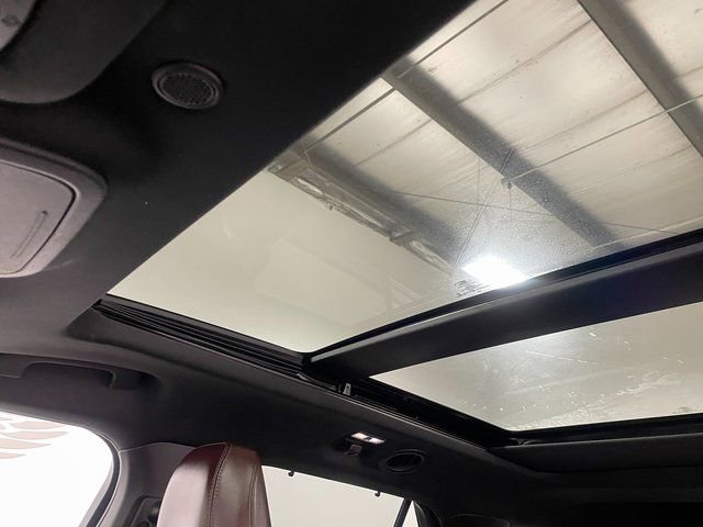 Used 2020 Ford Explorer Platinum w/ Premium Technology Package image 22