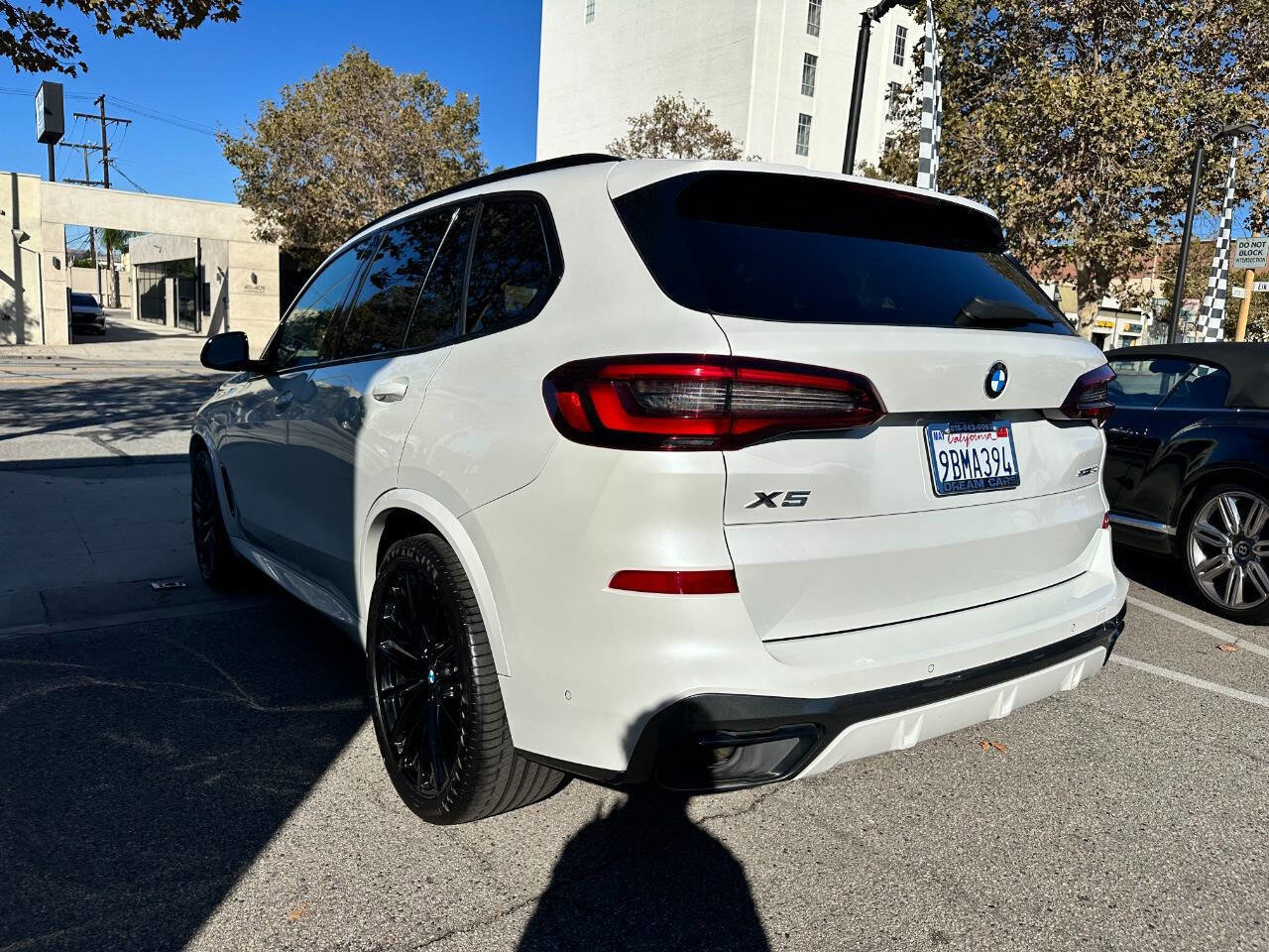 Used 2022 BMW X5 sDrive40i w/ M Sport Package image 11