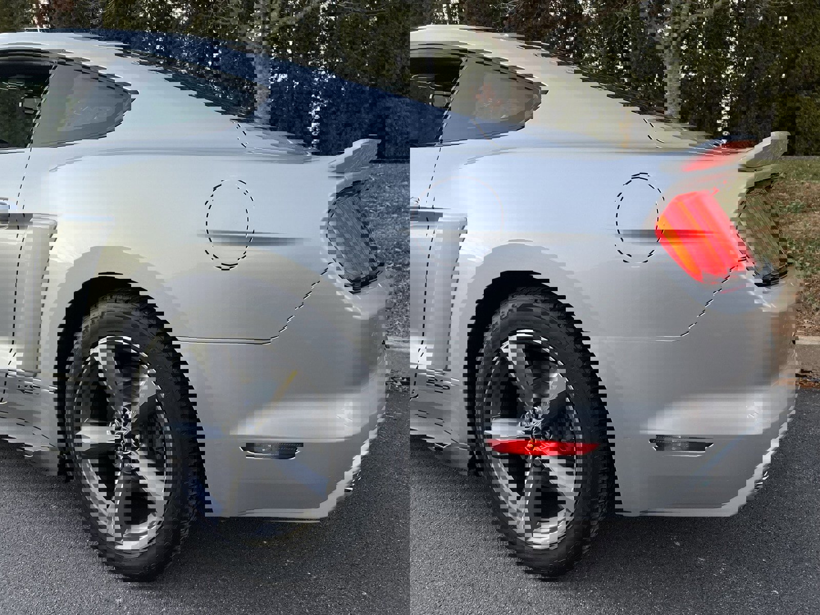 Used 2015 Ford Mustang Coupe w/ Equipment Group 051A image 88