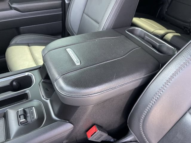 Used 2024 GMC Sierra 2500 Denali w/ Denali Reserve Package AWD/4WD image 20