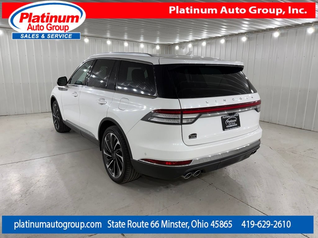 Used 2020 Lincoln Aviator Reserve w/ Equipment Group 202A AWD/4WD image 3