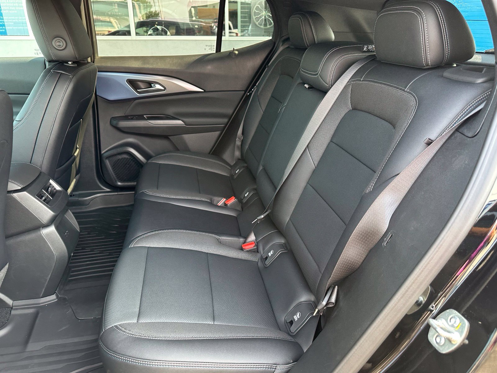 New 2026 Chevrolet Equinox EV LT FWD image 14