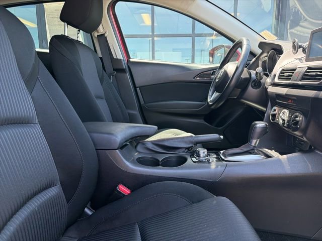 Used 2016 MAZDA MAZDA3 i Touring FWD image 10