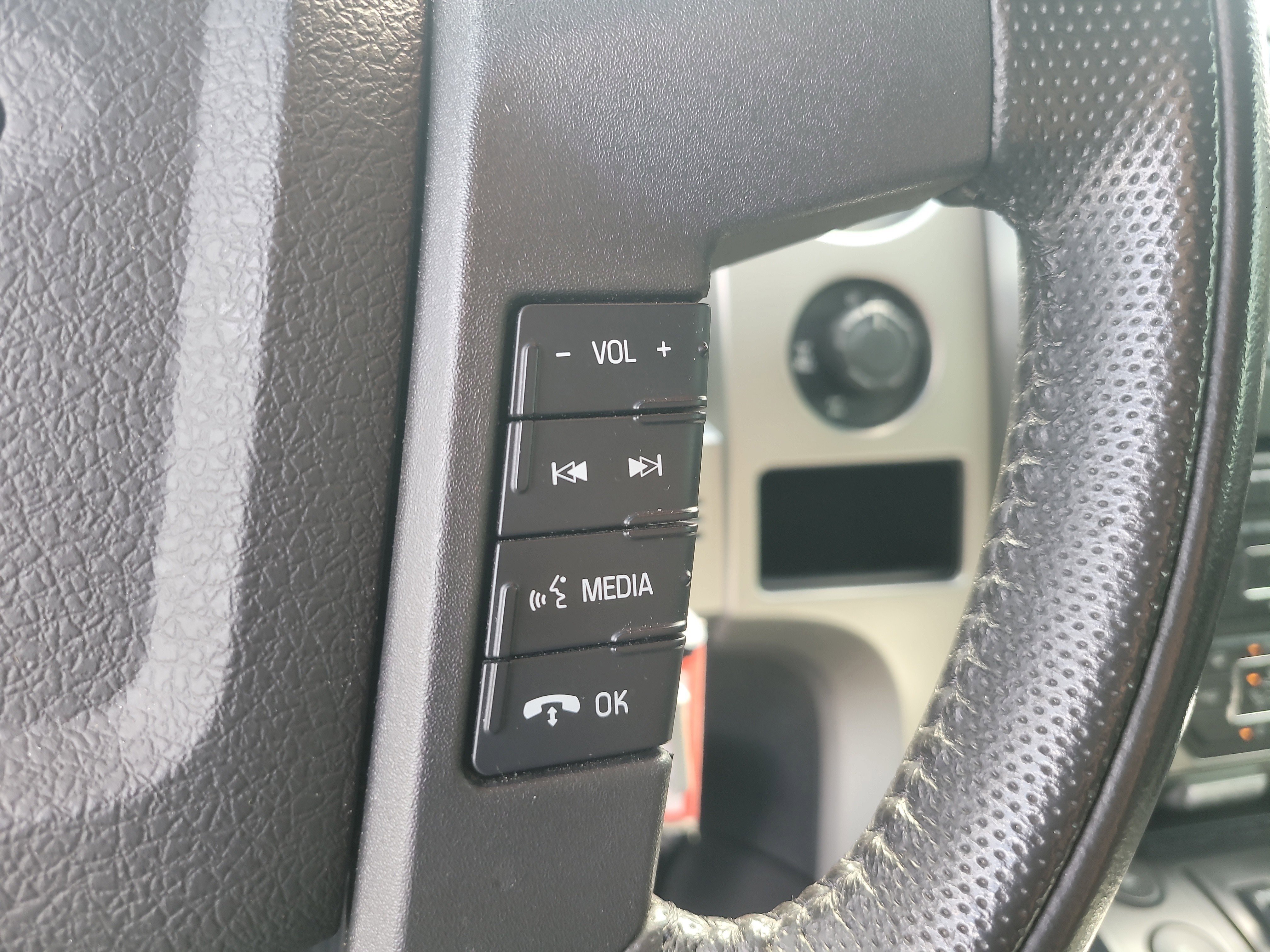 Used 2013 Ford F150 Raptor image 28