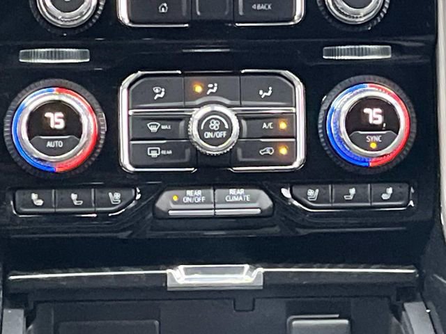 Used 2021 GMC Yukon Denali w/ Denali Premium Package image 17