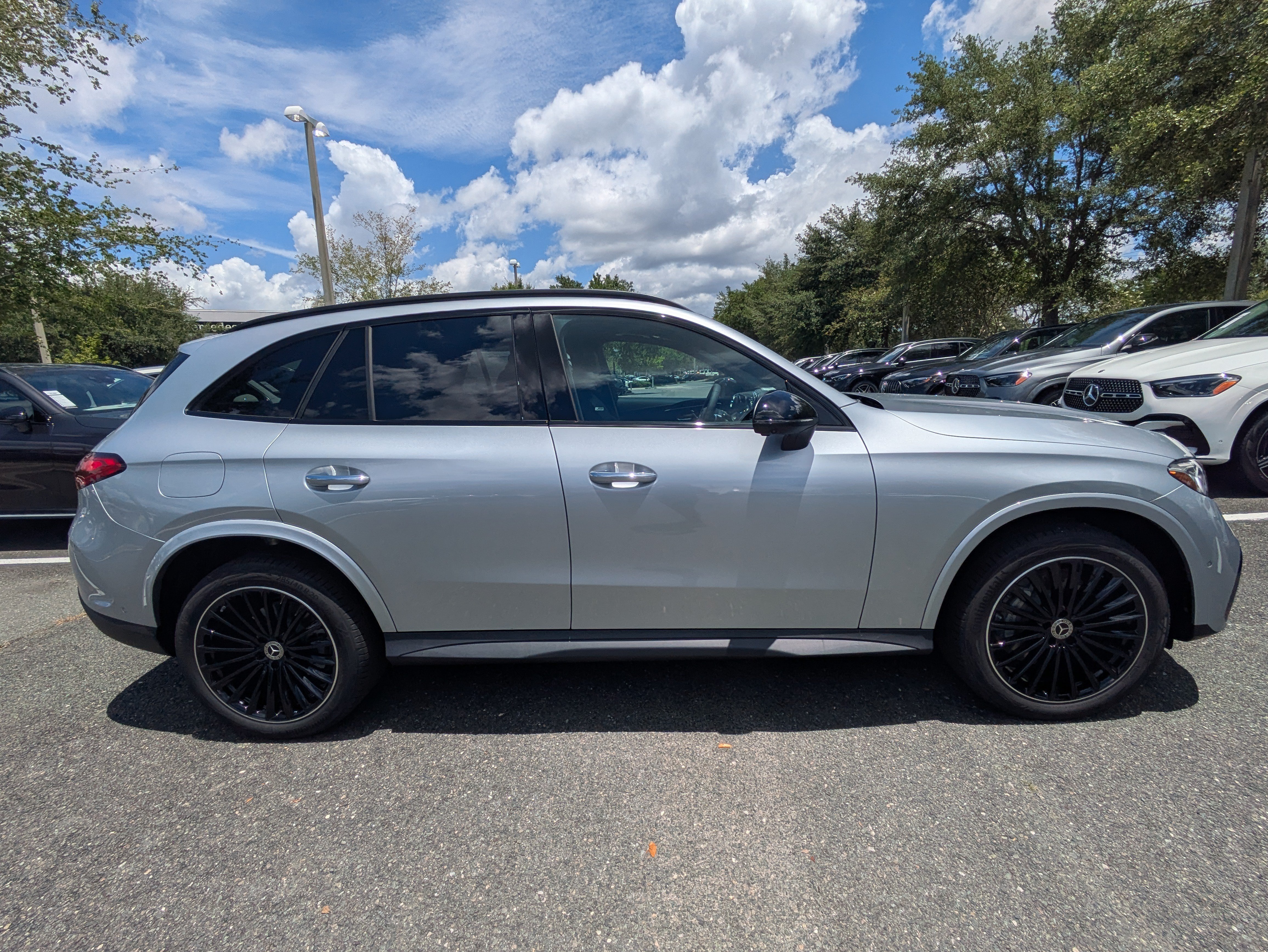New 2026 Mercedes-Benz GLC 300 4MATIC image 3