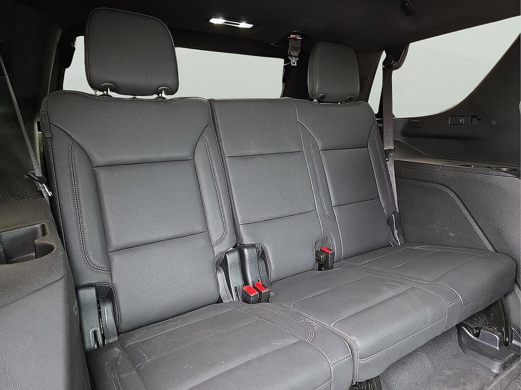Used 2025 Chevrolet Tahoe Z71 w/ Z71 Off-Road Package AWD/4WD image 11