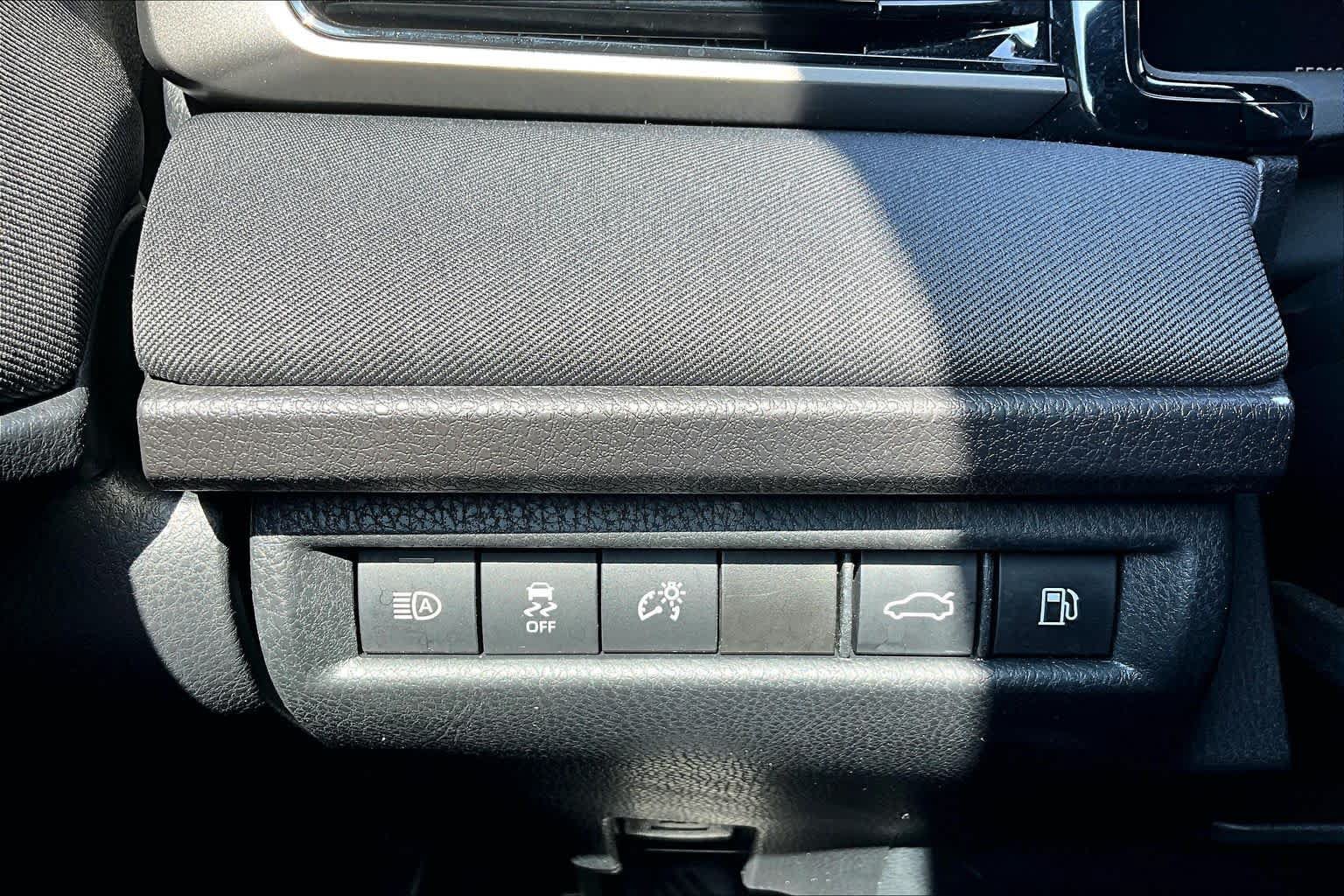 Certified 2025 Toyota Camry LE FWD image 32