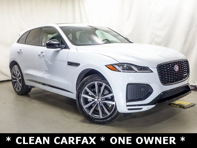 Used 2025 Jaguar F-PACE R-Dynamic S image 2