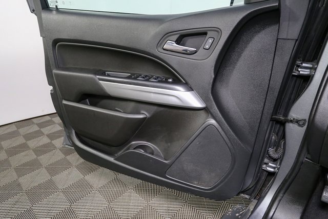 Used 2022 Chevrolet Colorado LT w/ LT Convenience Package image 32