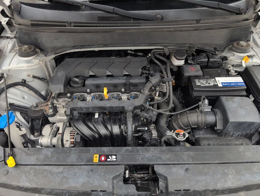 Used 2020 Hyundai Venue SEL FWD image 36