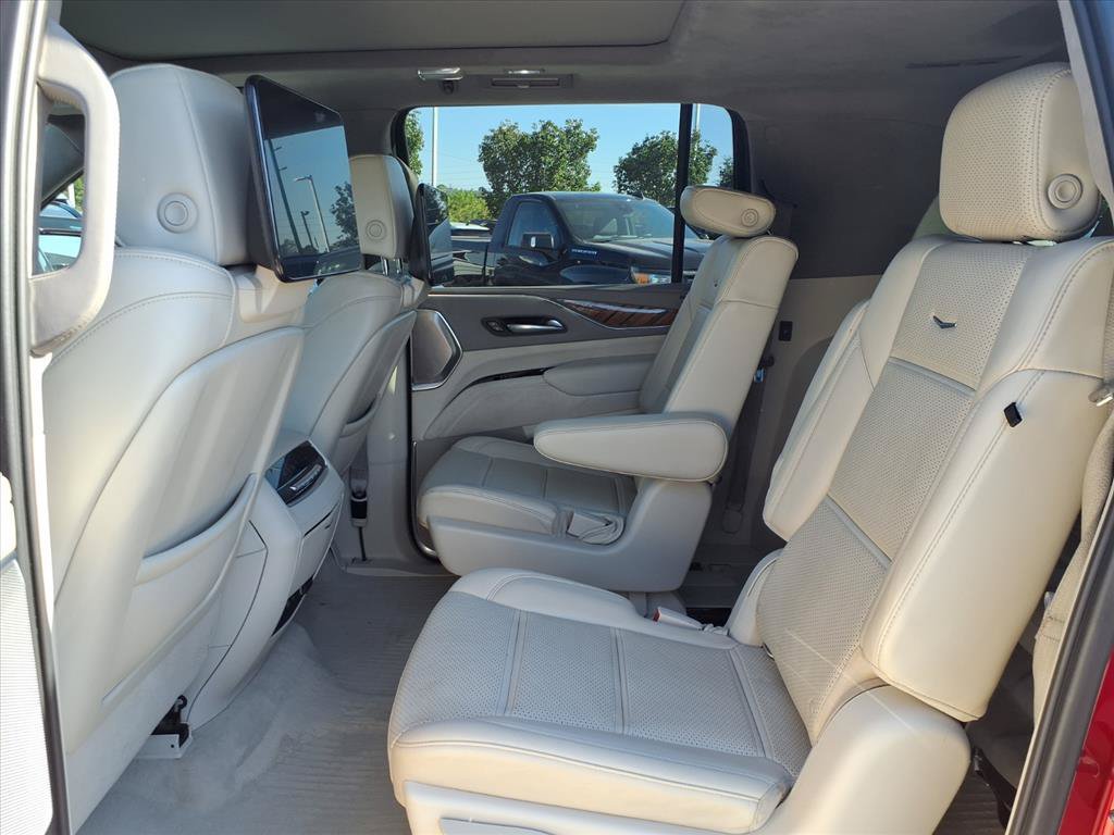 Used 2021 Cadillac Escalade ESV Sport Platinum AWD/4WD image 12