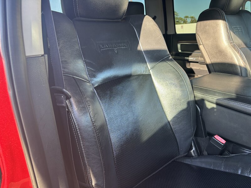 Used 2015 RAM 2500 Laramie w/ Convenience Group AWD/4WD image 24