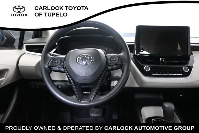 Used 2025 Toyota Corolla LE FWD image 29