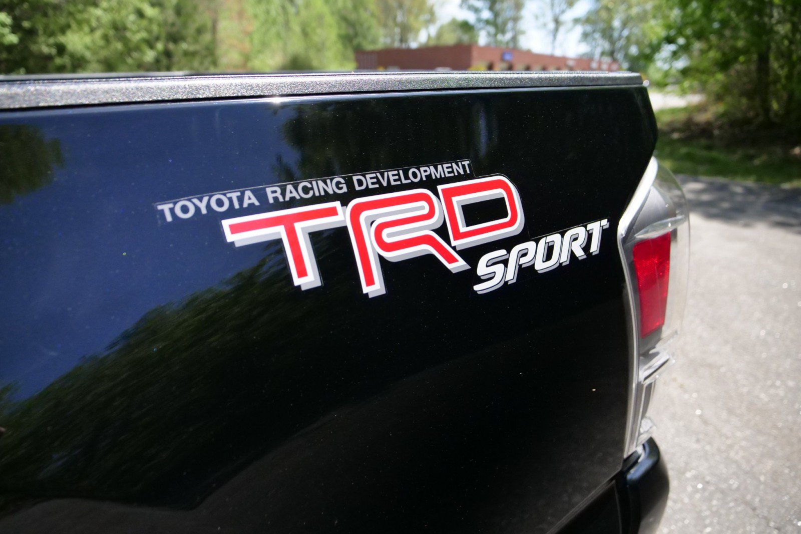 Used 2022 Toyota Tacoma TRD Sport AWD/4WD image 30