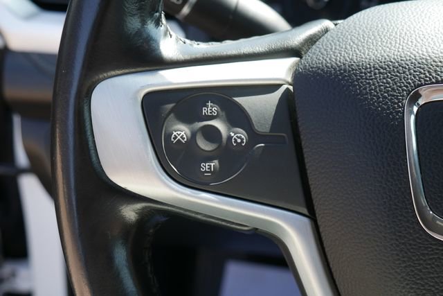 Used 2019 GMC Acadia SLE FWD image 17