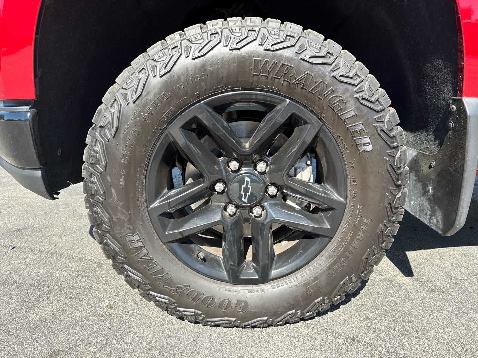 Used 2022 Chevrolet Silverado 1500 LT Trail Boss w/ Bed Protection Package AWD/4WD image 9