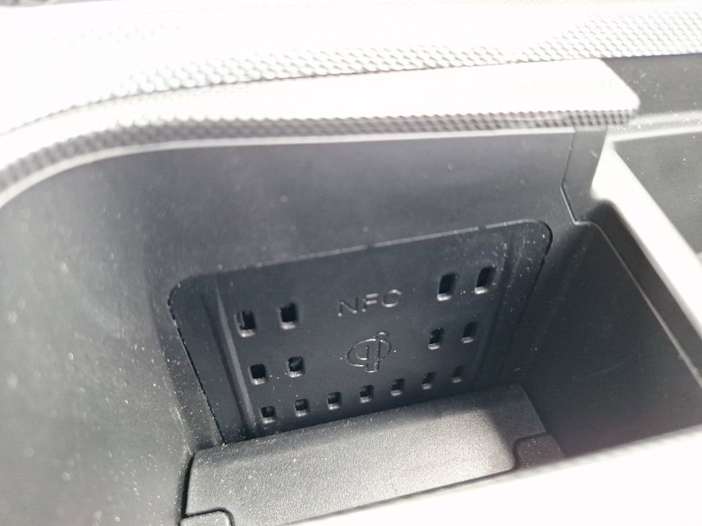 Used 2022 Hyundai Santa Fe Limited image 22