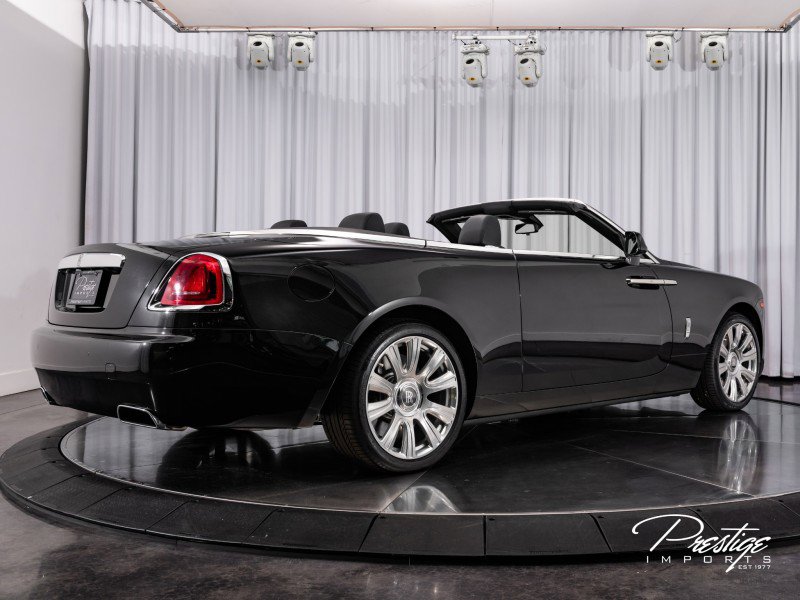 Used 2018 Rolls-Royce Dawn image 20