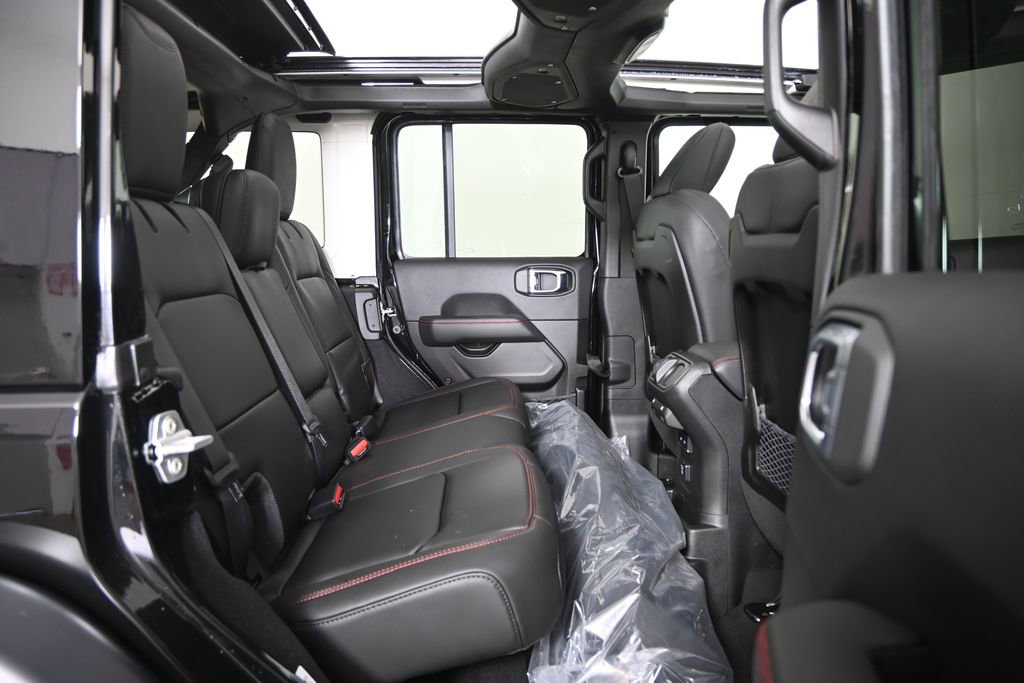 New 2026 Jeep Wrangler Unlimited Rubicon 392 image 17