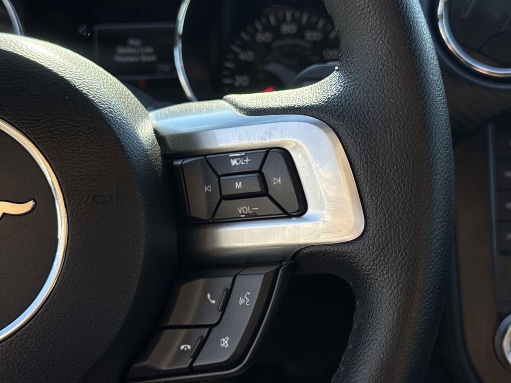 Used 2015 Ford Mustang Coupe image 31