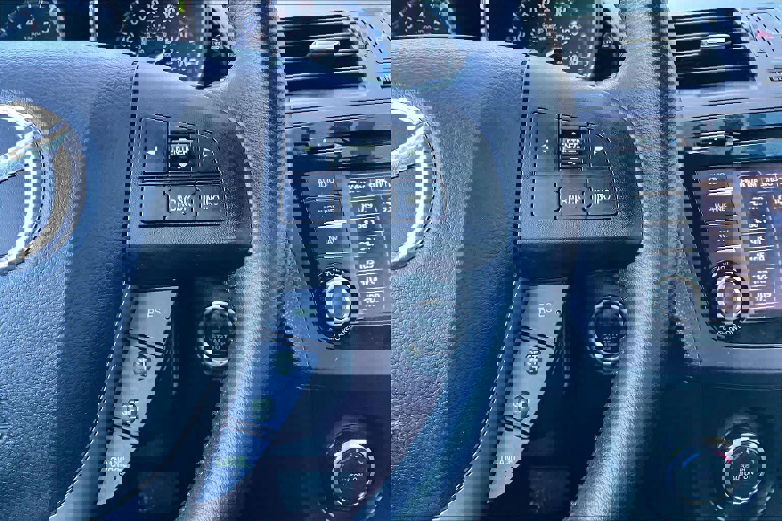 Used 2013 MAZDA MAZDA3 i Grand Touring image 24