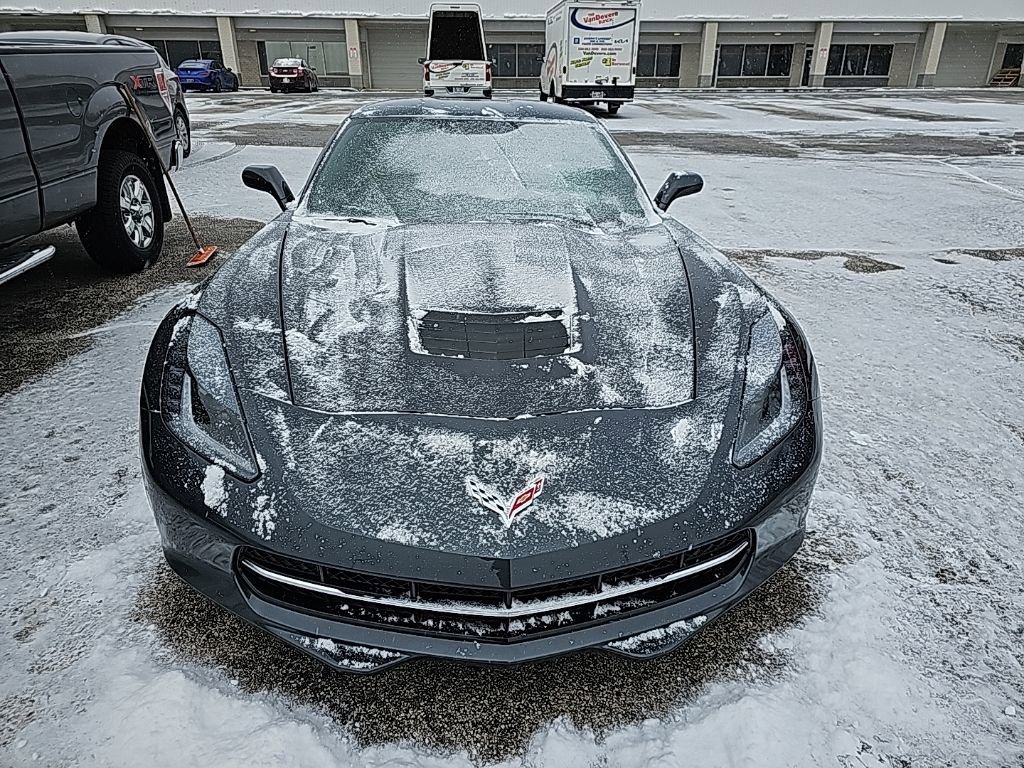 Used 2014 Chevrolet Corvette Z51 w/ 2LT Preferred Equipment Group image 2