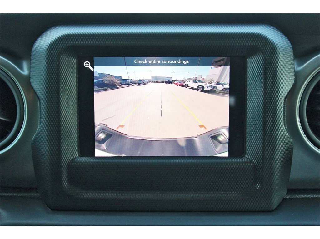 Used 2022 Jeep Gladiator Sport w/ Trailer Tow Package image 21