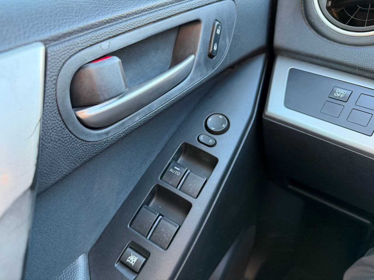 Used 2010 MAZDA MAZDA3 s Sport image 29