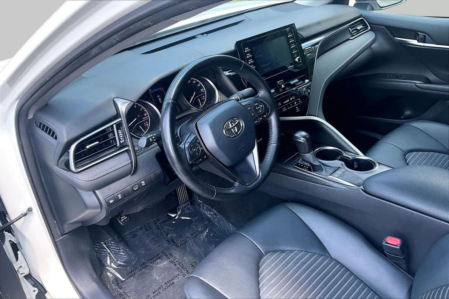Used 2024 Toyota Camry SE FWD image 18