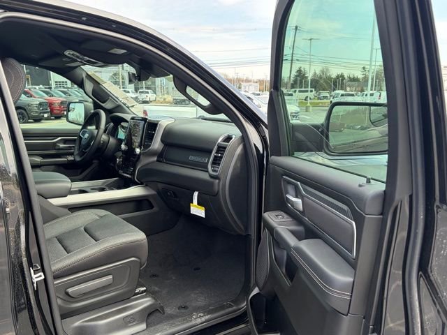 New 2026 RAM 1500 4x4 Crew Cab image 27