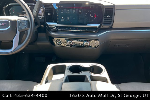 Used 2023 GMC Sierra 1500 SLT w/ X31 Off-Road Package AWD/4WD image 13