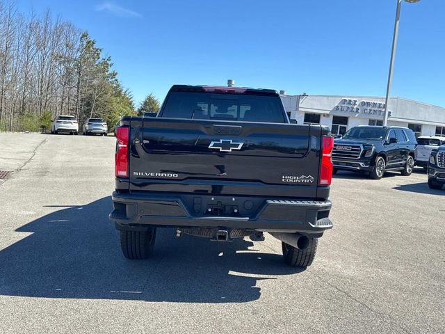 Used 2024 Chevrolet Silverado 2500 High Country w/ Technology Package image 5