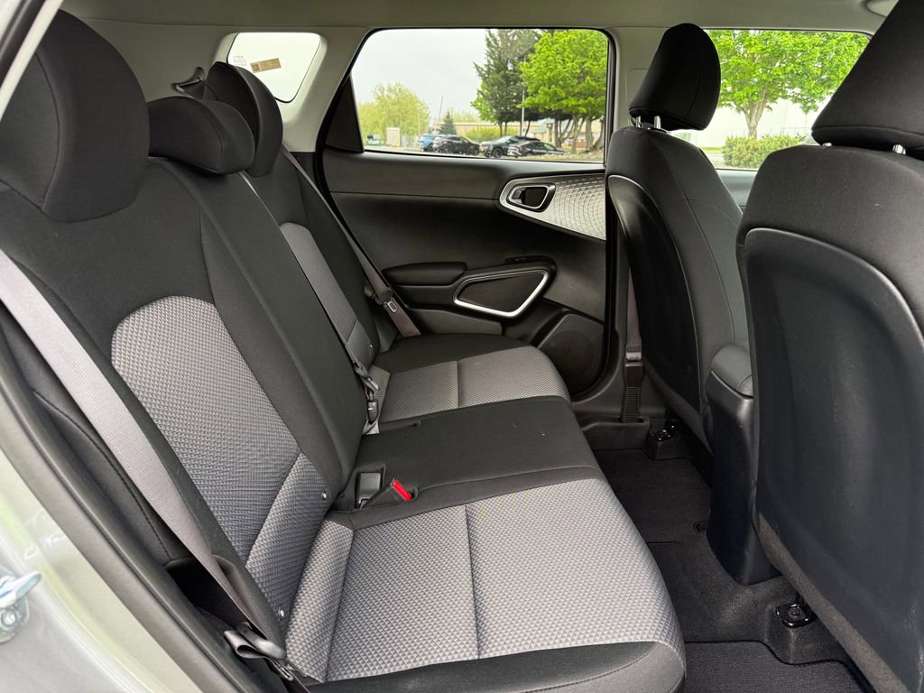 Certified 2025 Kia Soul LX FWD image 12