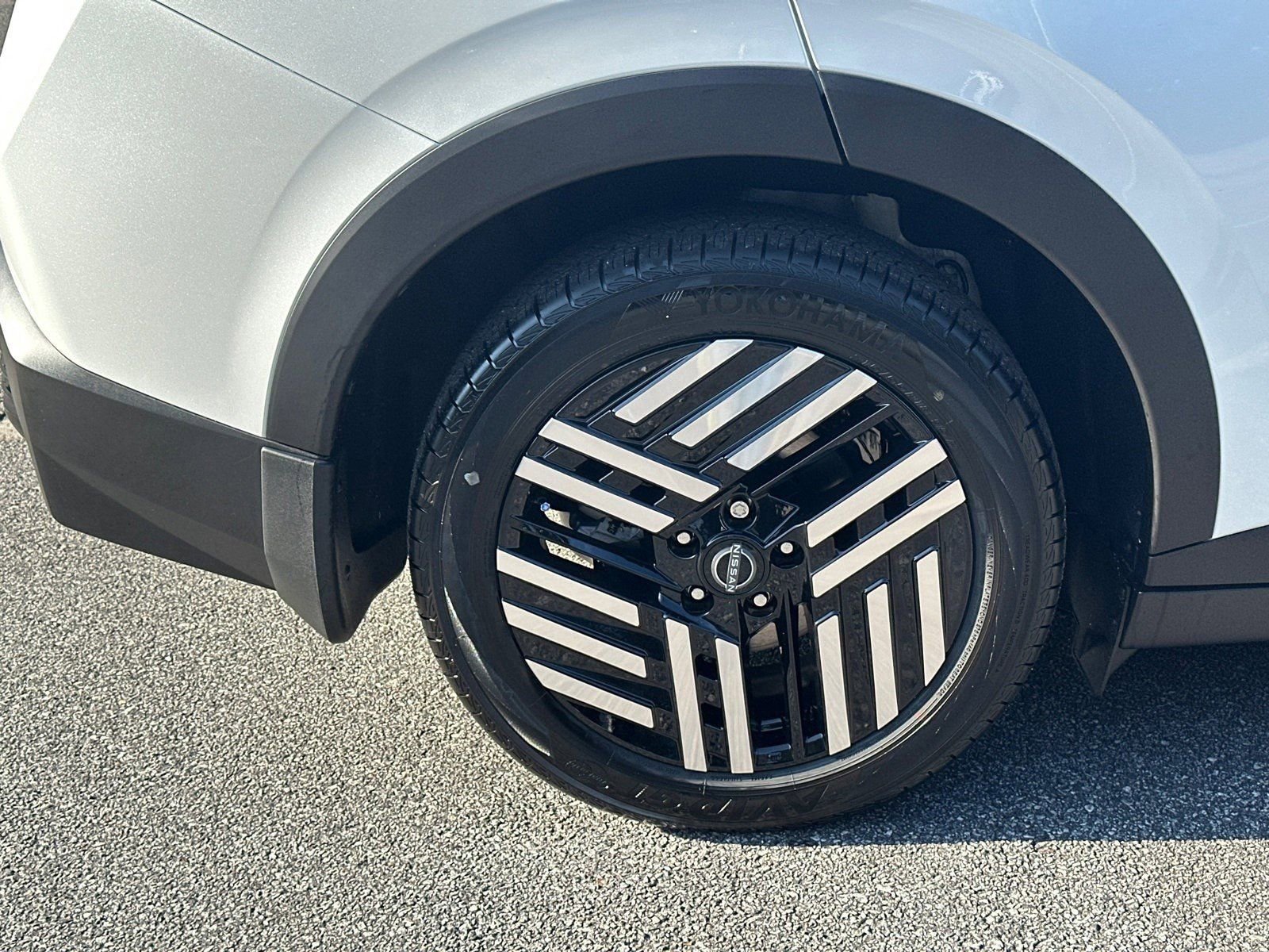 New 2026 Nissan Leaf SV+ w/ Floor Mat Package (SV+) FWD image 17